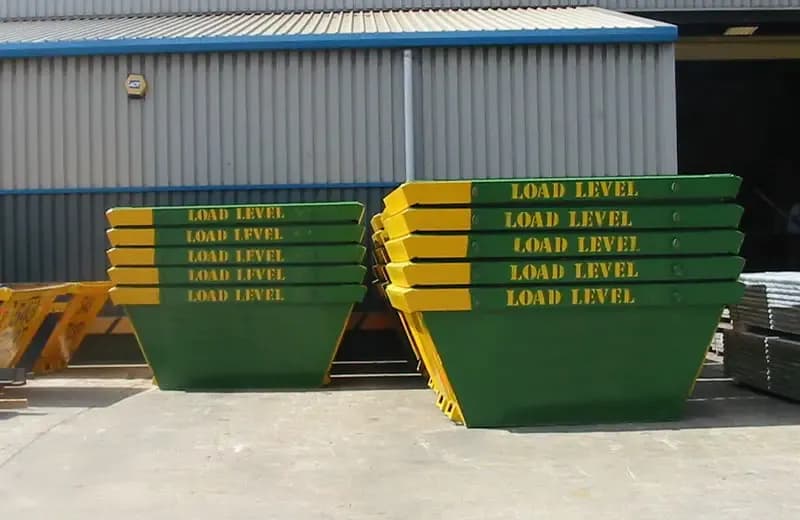 The Supply Chain Squeeze: Why Skip Hire Prices Remain Volatile Post-Brexit